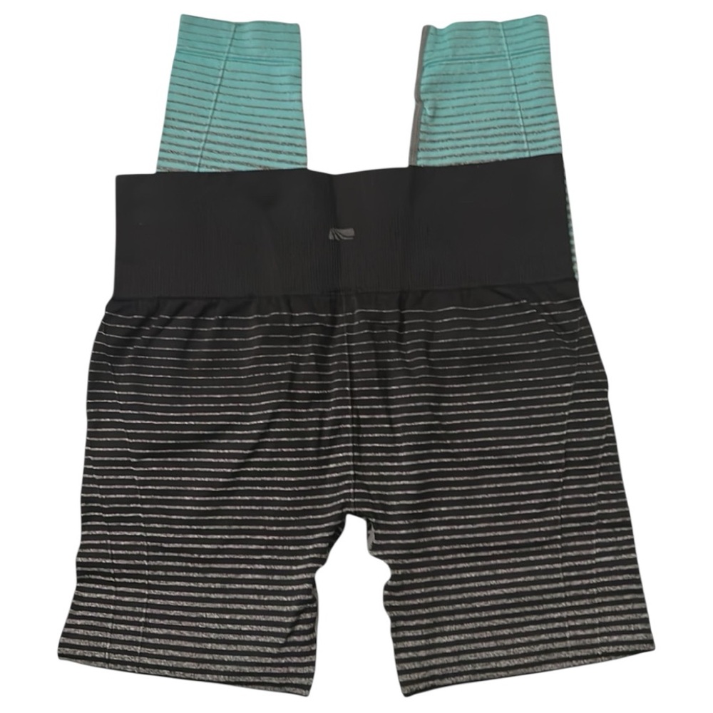 Marika Teal and Black Sports Bra (Set) NWT - Sz MEDIUM - Picture 9 of 13